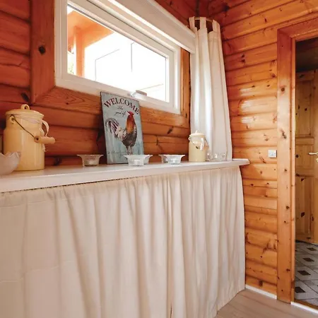 Prázdninový dům Amazing In W/ Wifi And 2 Bedrooms
